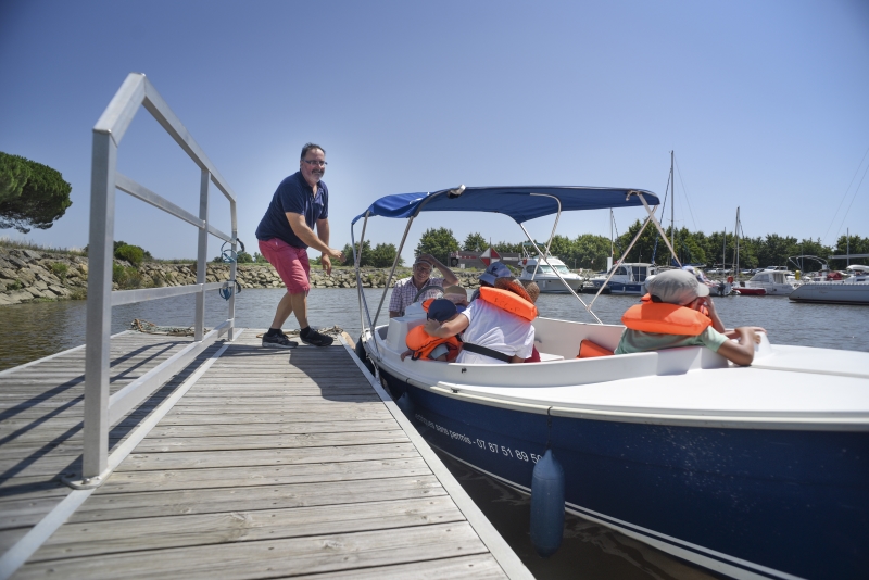 Promenade privatisée avec guide en bateau élec ...