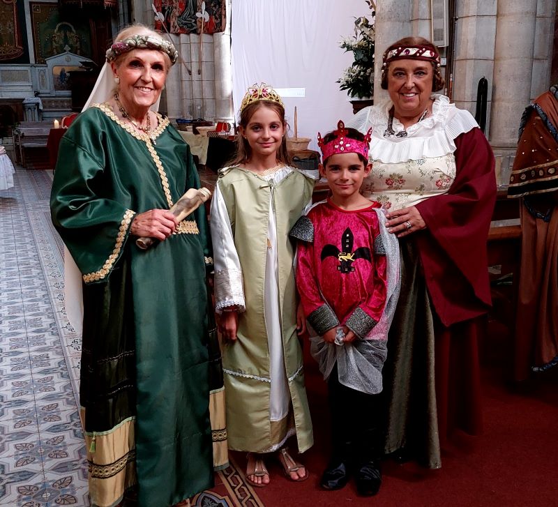 Costumes et maquillage pour enfants et créatio ...