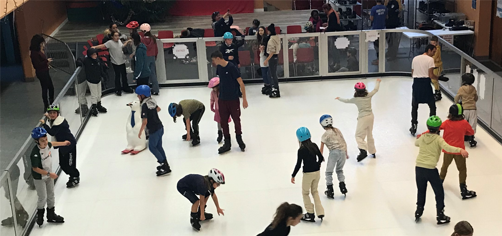 Patinoire synthétique