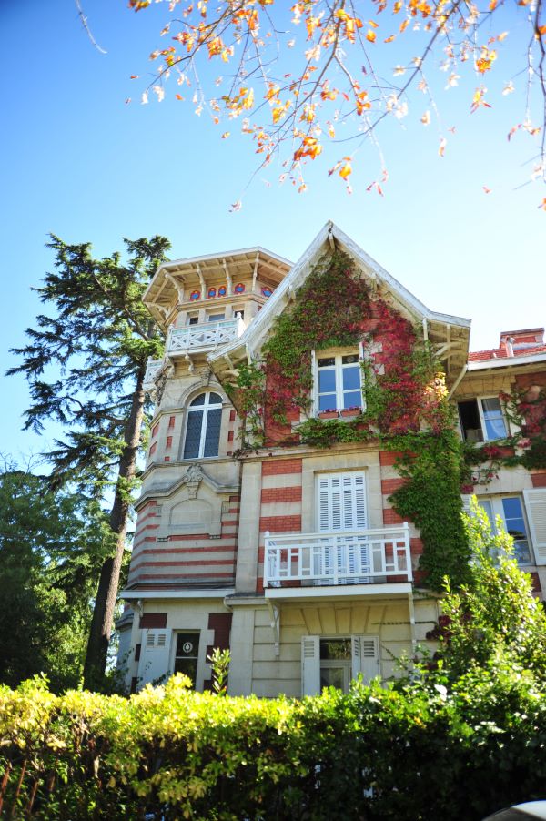 Conférence : Architectures balnéaires à Arcach ...