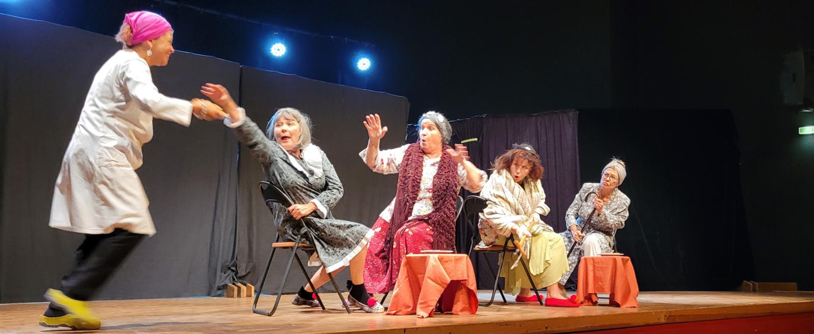 Gare aux chouquettes par l'Atelier théâtre Gar ...