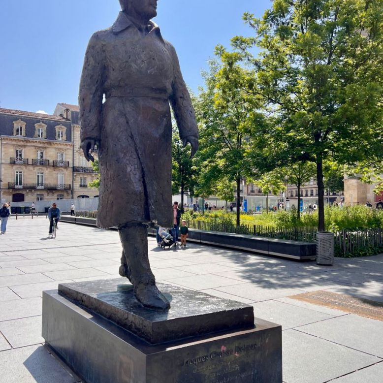Statue de Jacques Chaban Delmas