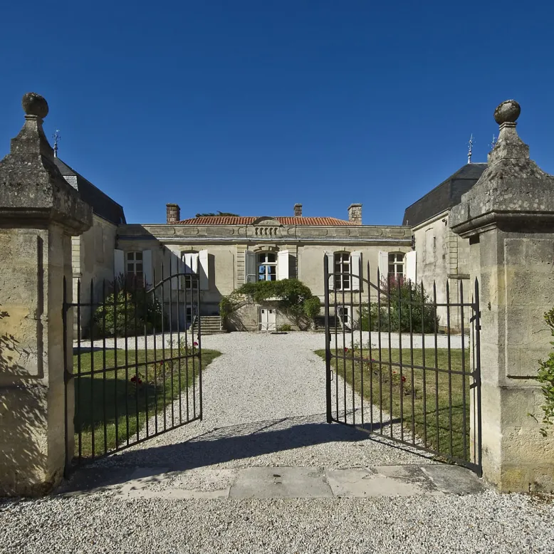 Picque Caillou Castle