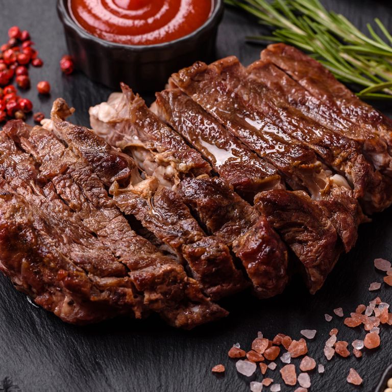 Eat traditional recipes from Bordeaux and the ...