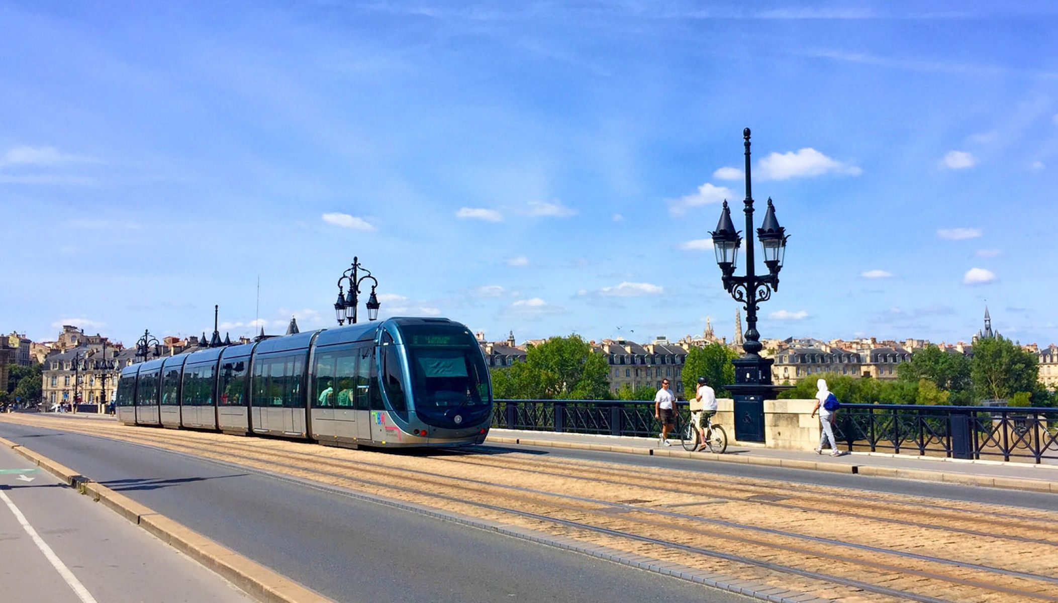 Bordeaux se réinvente : les nouvelles lignes de transport sont arrivés !